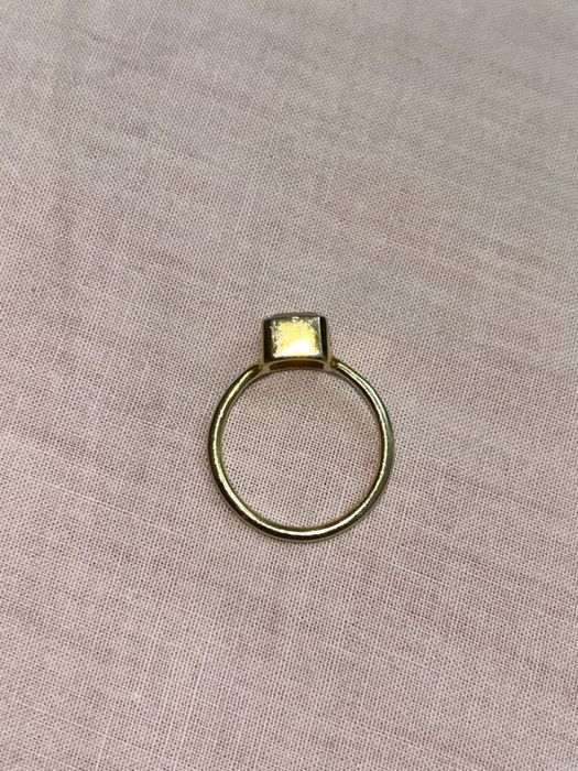 Кольцо с Лунным камнем