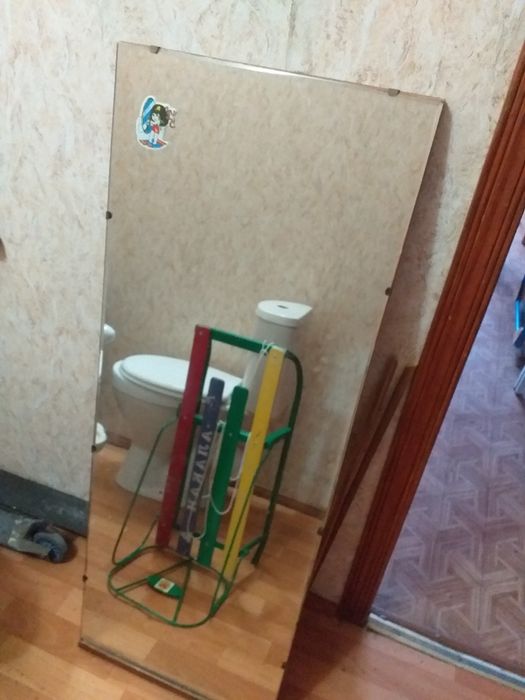 Зеркало настенное. Пишите