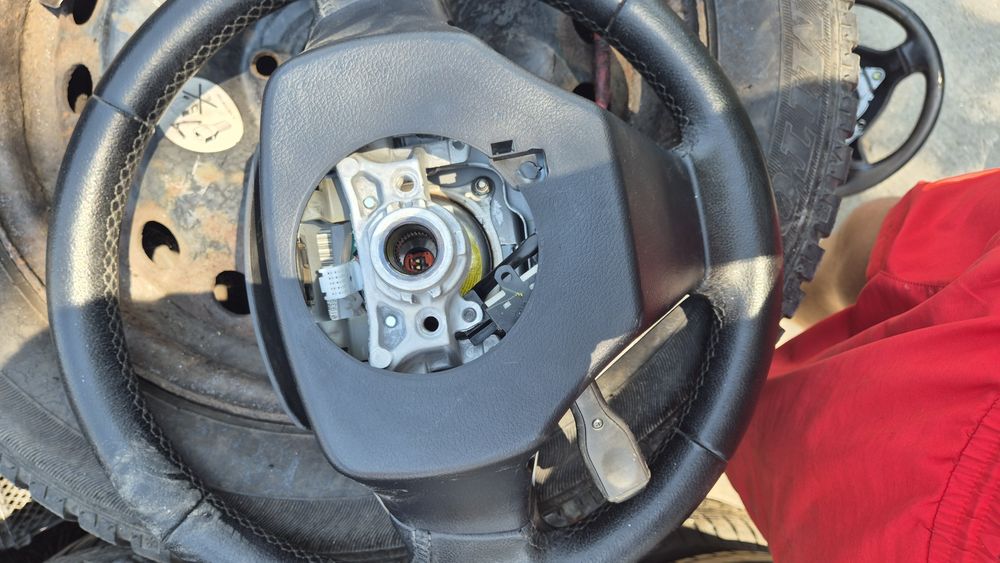 Оригинален Мулти волан за ТОЙОТА Авенс Т27 2008- 2012г