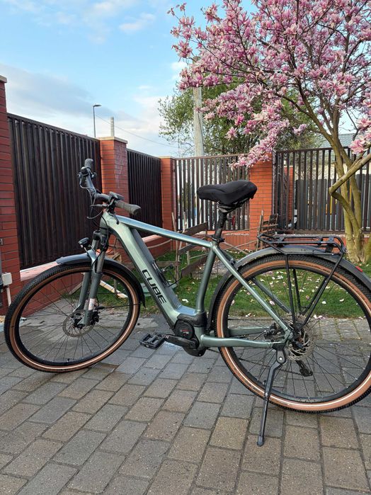 Bicicleta electrica CUBE Nuride Pro