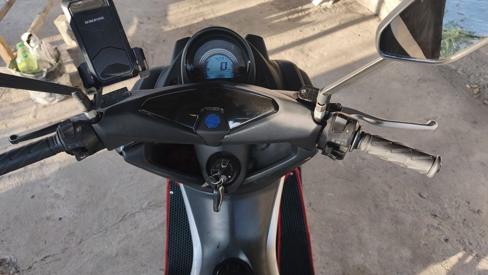 Nmax, мопед максискутер 150куб