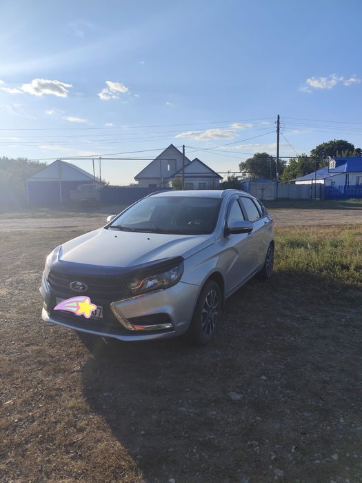 Лада Веста Св продам