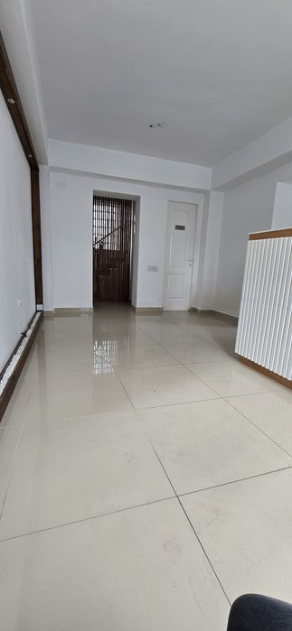 Dau in chirie spatiu comercial