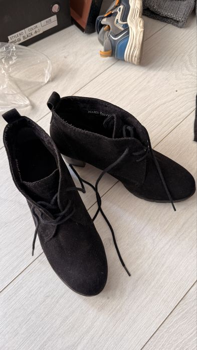 женские сапоги и каблуки