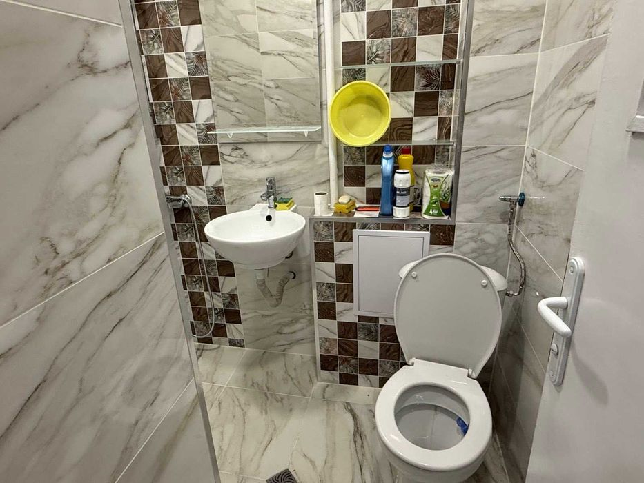 Дава се под наем Двустаен апартамент в Пловдив, Център - 58 кв.м за 490 € - Снимка #14