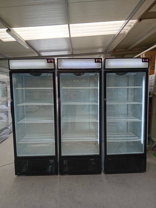 Хладилни Витрини - Вертикални, Плюсови