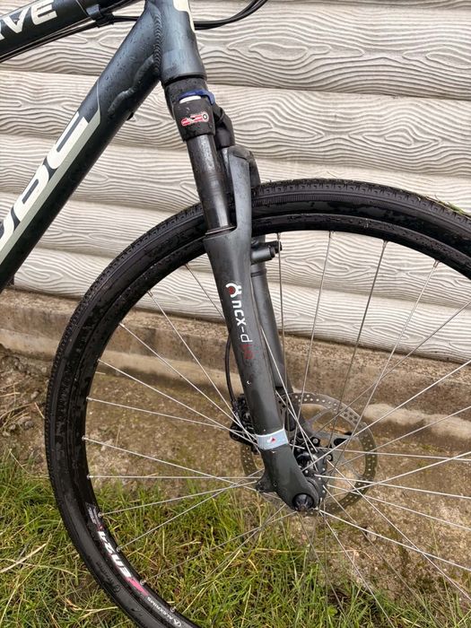 Bicicleta Cube roti 28"