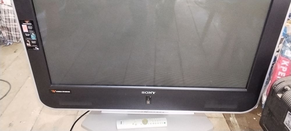 Продам телевизор  Sony, б/у в нерабочем состоянии.