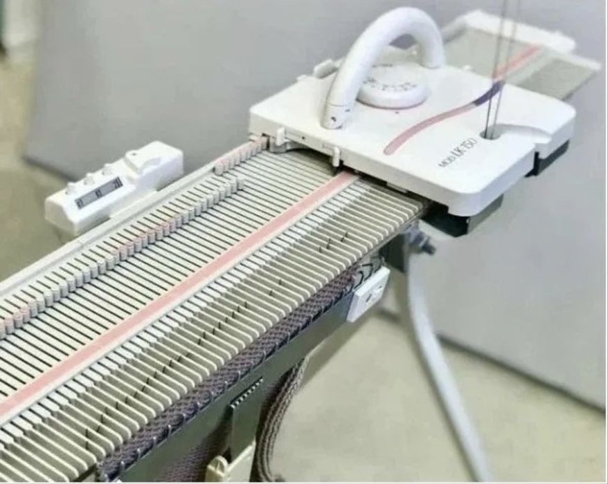 Вязальная машина Silver Reed LK-150 сатылады