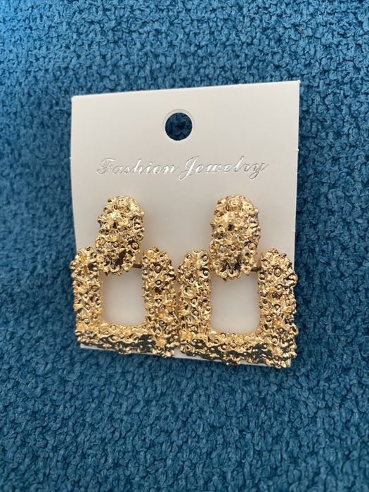 Стилни, елегантни, масивни, златисти обеци