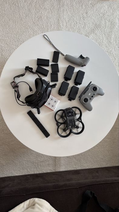 Dji Avata с 4 батерии и два контролера, като нов!