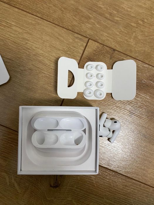 Căști wireless Apple AirPods 3 Pro  + set dopuri
