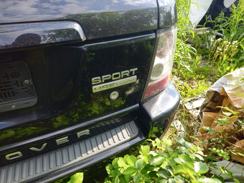 Range Rover Sport HSE на части
