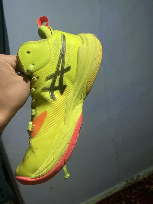 ASICS Paris кроссовка сатам! Оригинал 100%!ГИТАРАҒА ОБМЕН БАР