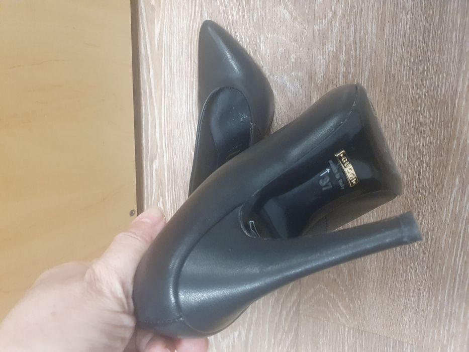 Туфли  Gucci черные