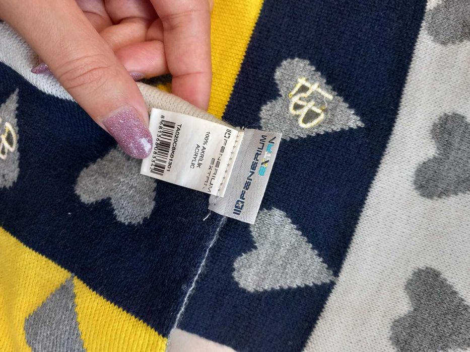 Оригинален фенски шал и детска тениска Фенербахче/ Fenerbahce