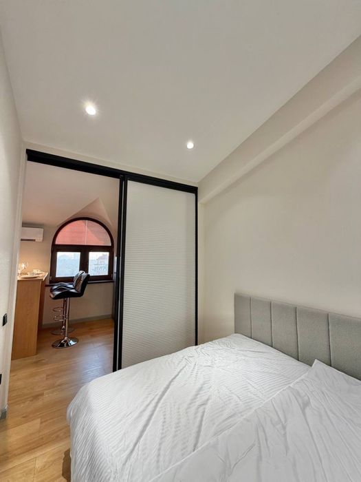 Продаётся КВАРТИРА 2/10/10 на 40м2 ЖК "Poytaxt Gavhari" Алайский рынок