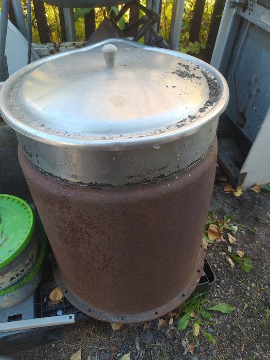 Бак из нержавеющей стали