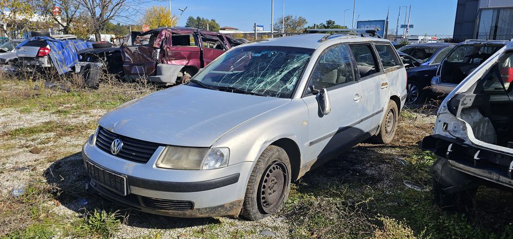 Volkswagen Passat 1,9 TDI 90 К.С НА ЧАСТИ