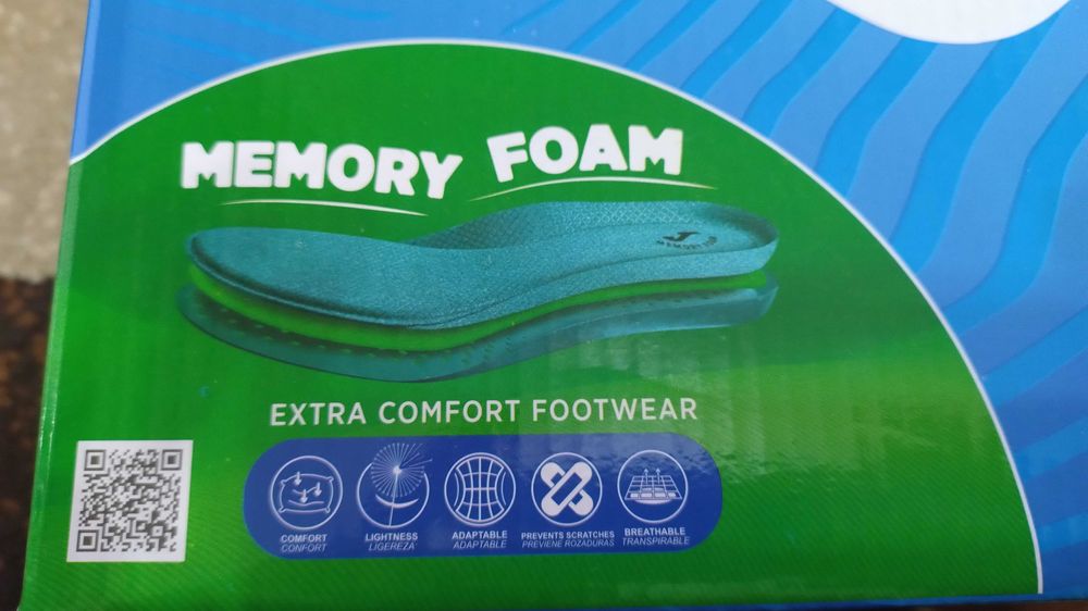 Pantofi sport JOMA Clasic albi Marime 43 si 45 Noi