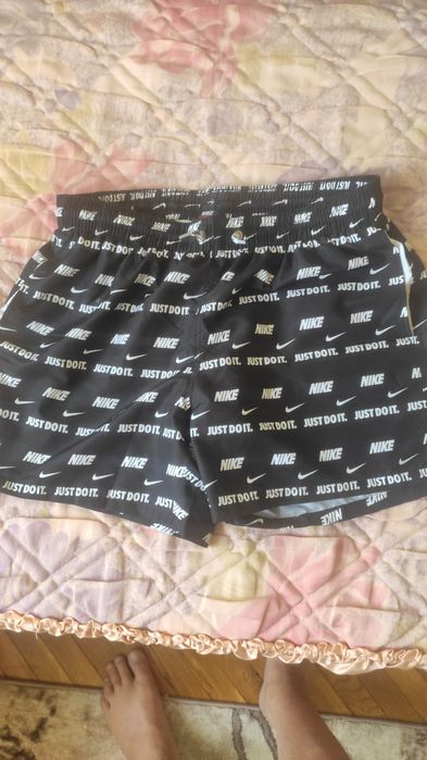 Къси панталони, бански,шорти