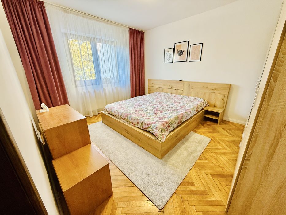 Apartament 2 camere decomandat, central