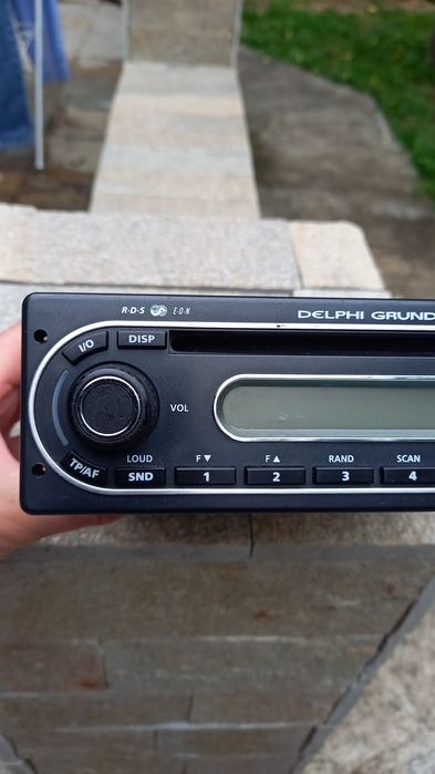 Авторадио ГРУНДИГ