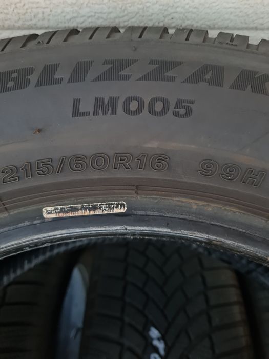Зимни гуми 4 броя BRIDGESTONE BLizzak  LM005 215 60 R16 дот 2024