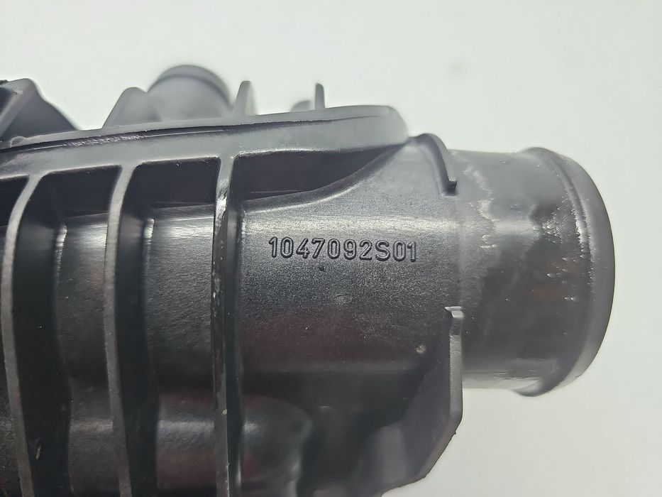 Galerie admisie Ford Focus 3 Hatchback [Fabr 2011-2015] 1047092S01 1.0