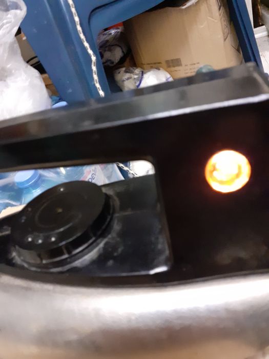 Съветска ютия работеща.Съв. ютия за ръбове.