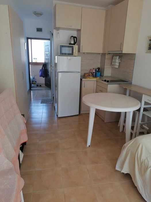 Дава се под наем Едностаен апартамент в Созопол - 30 кв.м за 200 € - Снимка #1