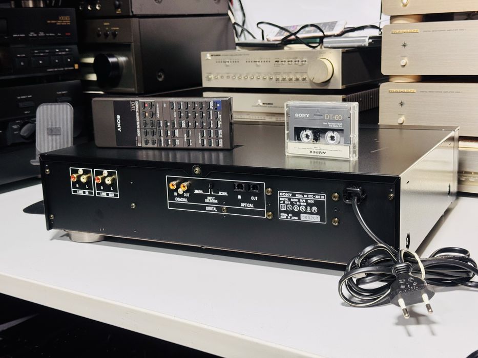 DAT de fidelitate SONY DTC-300ES+telecomandă,stare excelentă, Japan!