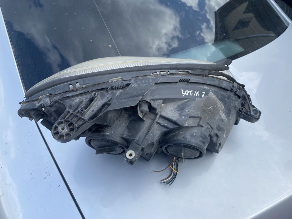 Far St Mercedes C W204 pret 500 lei