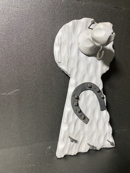 Suport decorativ pentru chei