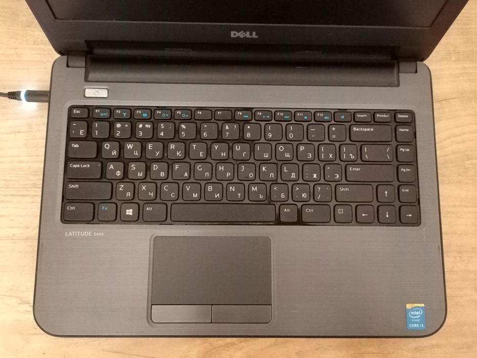 Ноутбук Dell Core i3, windows 10