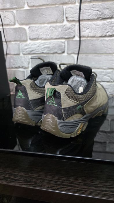 Оригинальные кроссы Humtto