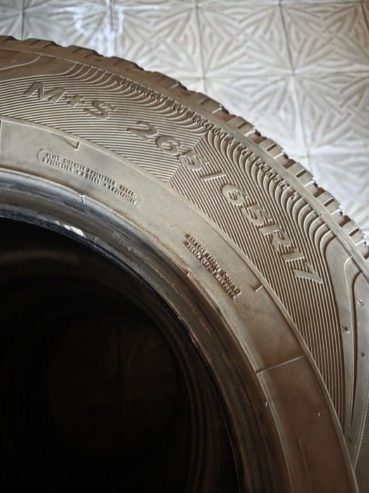 Резина летняя  на джип