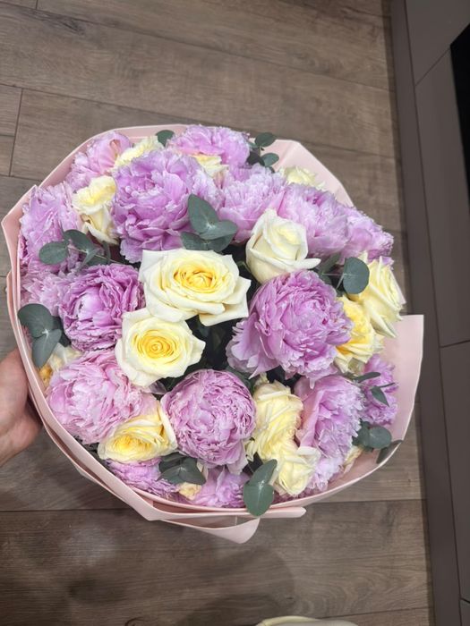 Продам букет с пионами от ROMANTIC