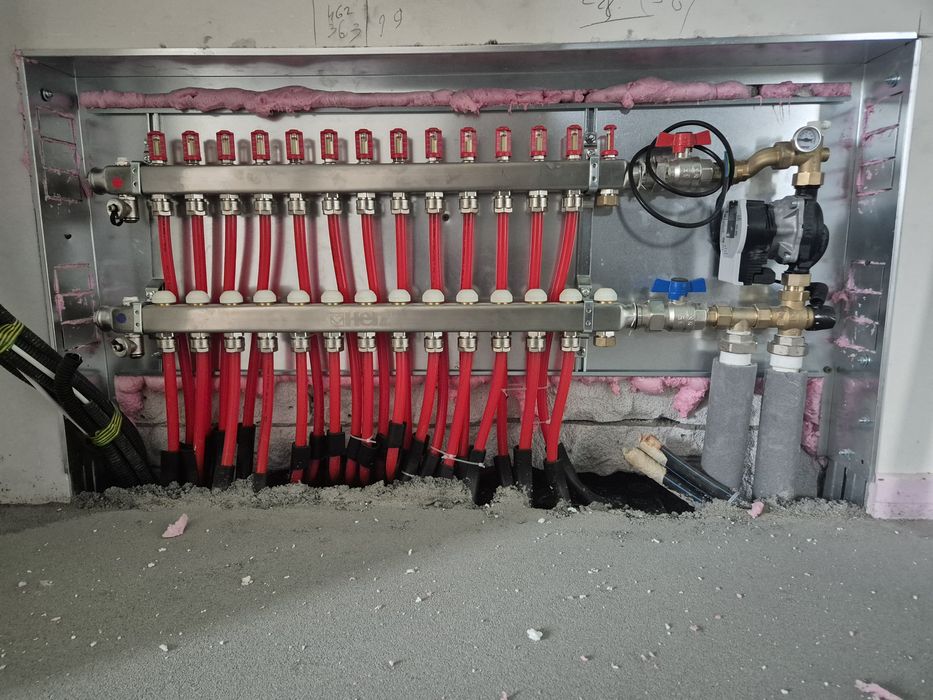 Vând Case in comuna Curtisoara jud.Olt