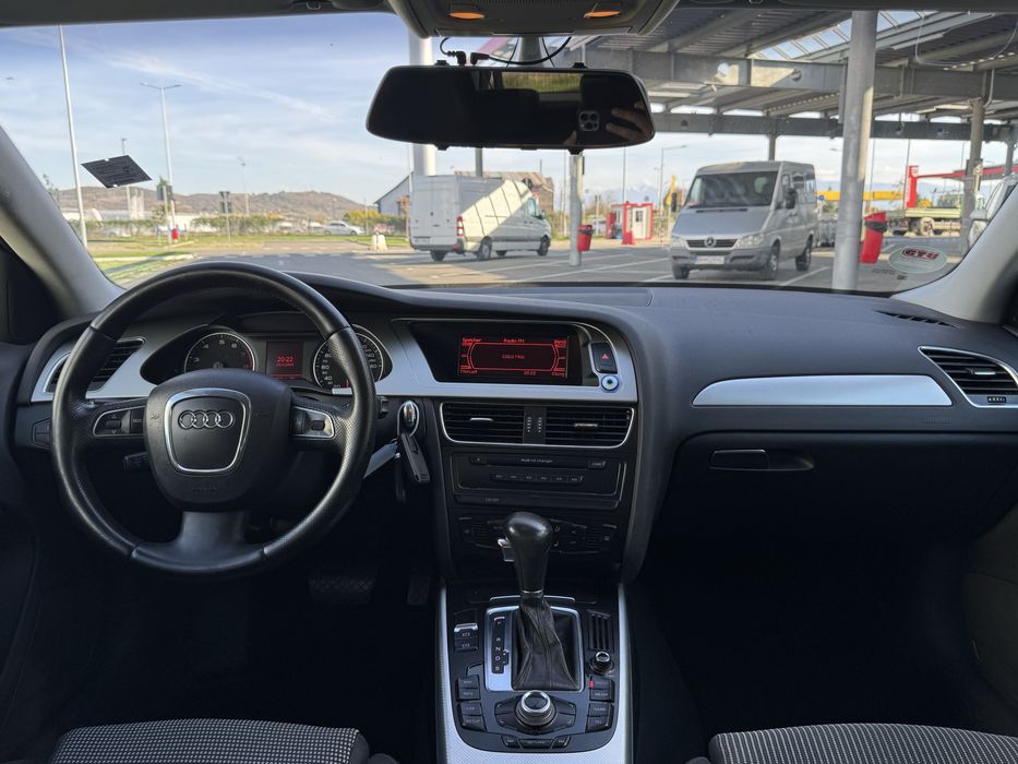 AUDI A4 Avant 2010 — imagine 5