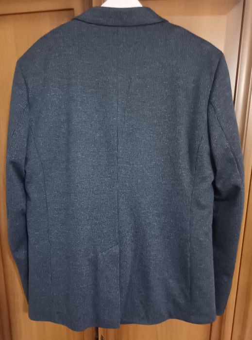 Продам мужкой костюм р.52