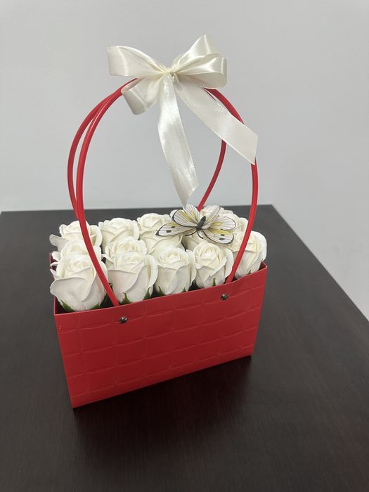 Cosulete cu trandafiri din sapun