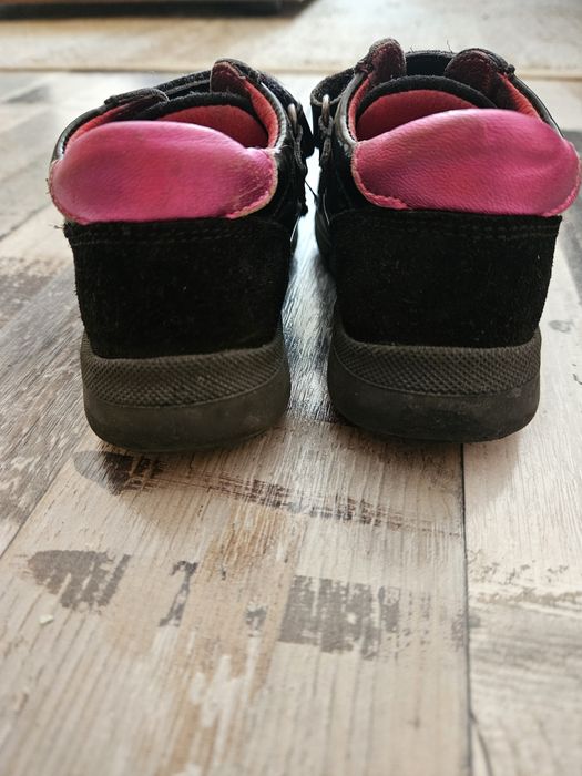 Обувки за момиче Колев и Колев