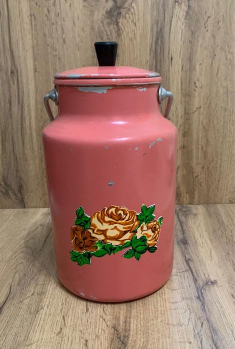 кастрюли бидоны чайник друшлаг холодница