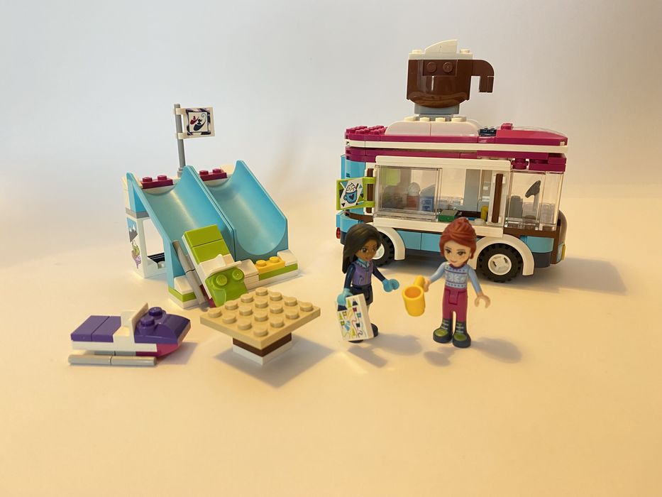 ЛЕГО Френдс - Ван за горещ шоколад в зимния курорт 41319