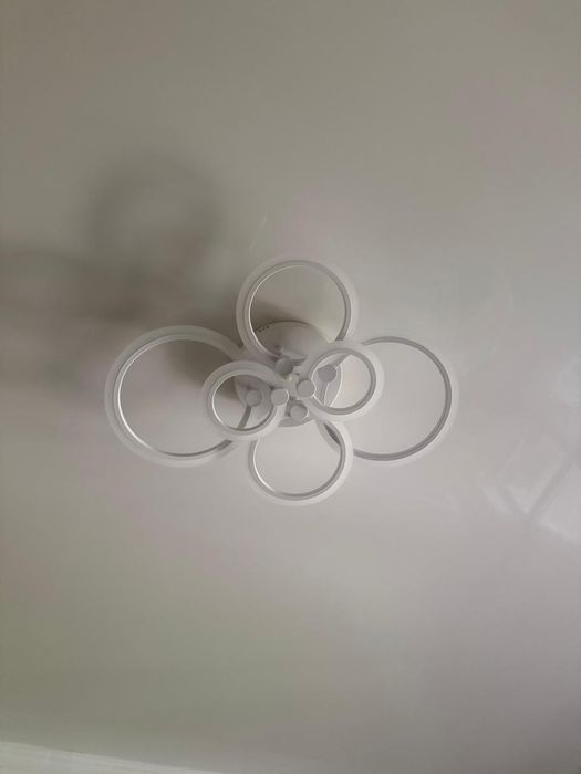 Светодиодная люстра