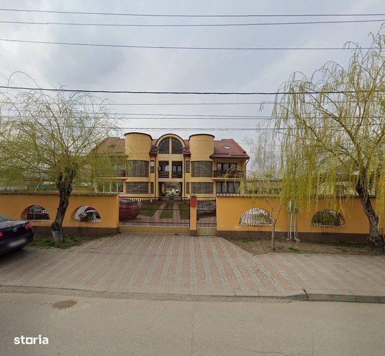 Apartamet la CASA - S+P+1E - 243 mp + Teren - 259 mp, Bals
