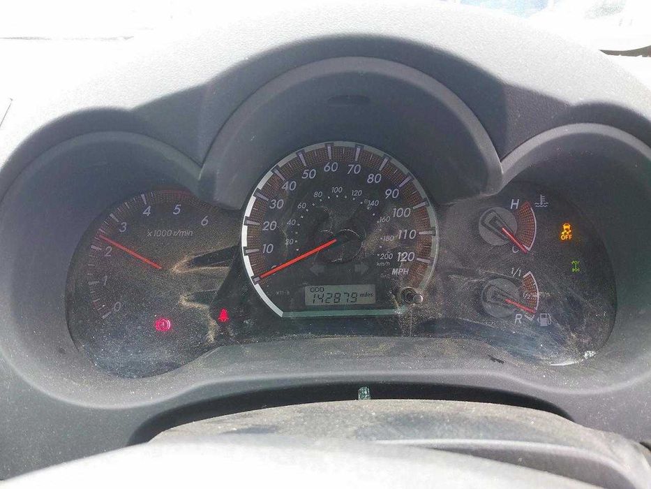 Dezmembrez Toyota hilux  3.0 Diesel D-4D ; 126KW/171CP 2005-2015