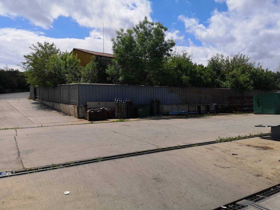 Продава се Промишлена сграда в с. Скалица, Област Ямбол - 750 кв.м за 276 €/кв.м - Снимка #13