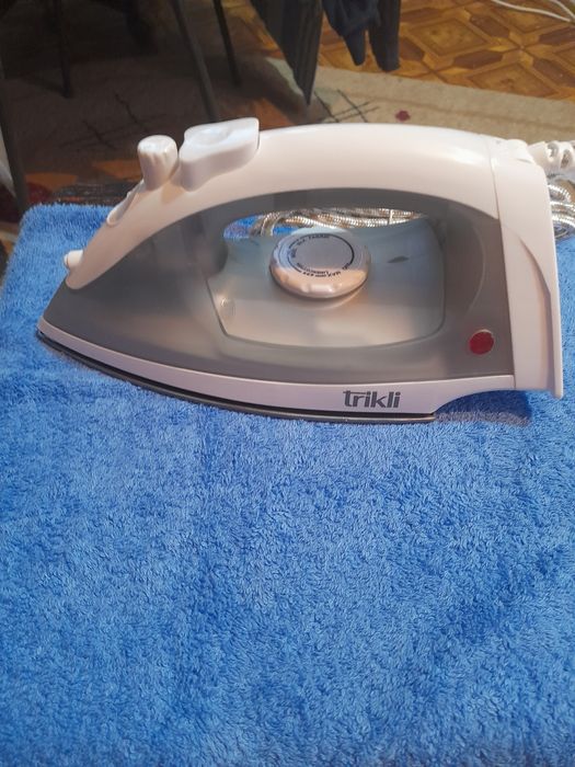 Продам утюг. Новый, в упаковке.